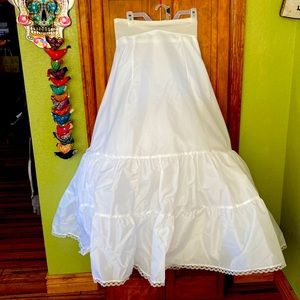 Long bridal slip with tuelle